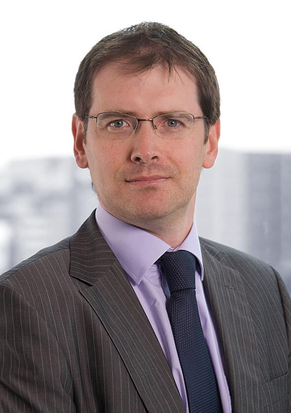 Sion Kingston headshot